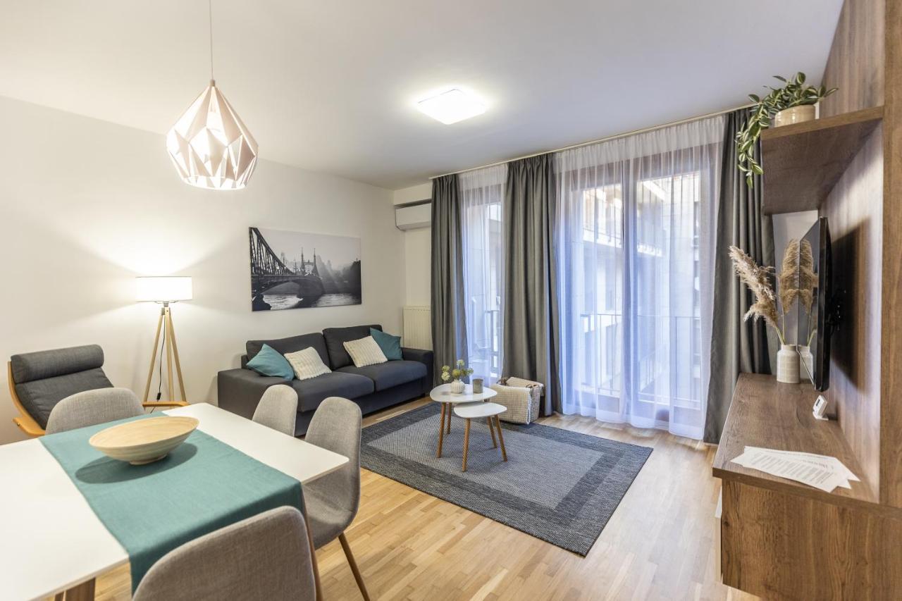 Pleasure Place Apartment ブダペスト エクステリア 写真